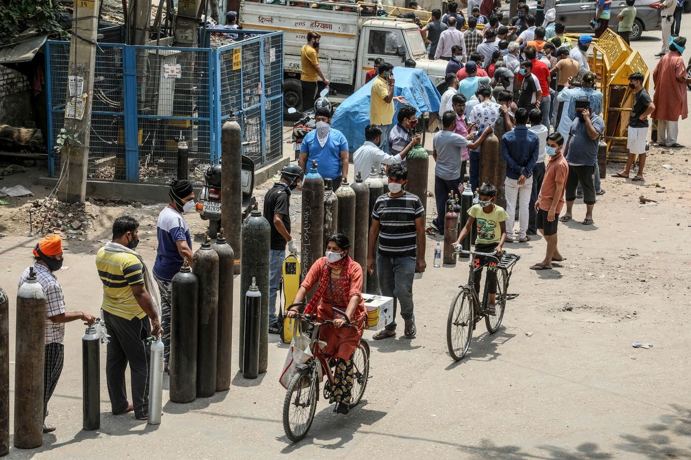 Nguoi dan An Do len mang xa hoi de cau vien quoc te hinh anh