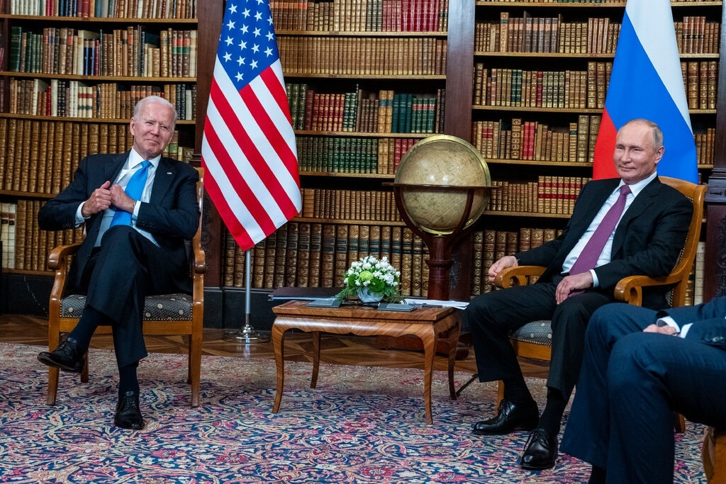 Nhom hacker bien mat anh 1