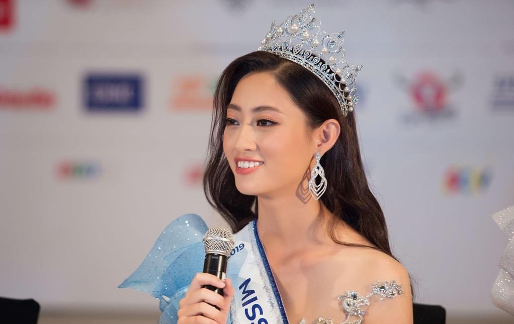 Hoa hau Luong Thuy Linh se gop mat trong tuan le trang suc tai Ha Noi hinh anh