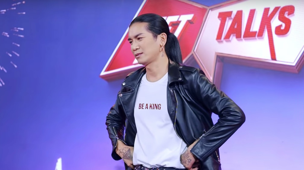 BB Tran tu tin doi pho cau hoi kho ngay Tet trong Tet Talks hinh anh