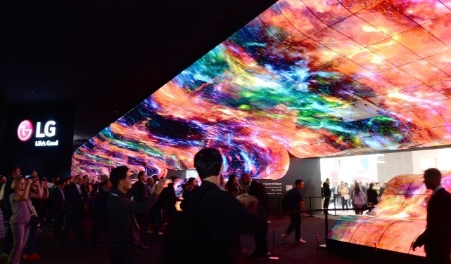 LG tao ra TV OLED nhu the nao? hinh anh