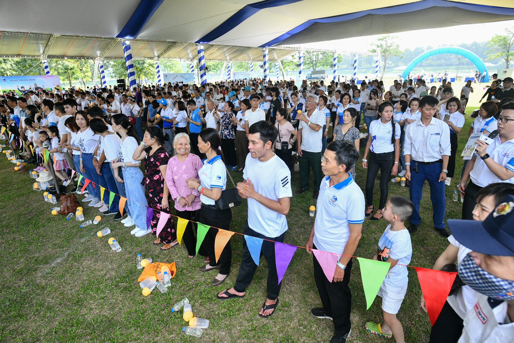 New Image Viet Nam anh 2