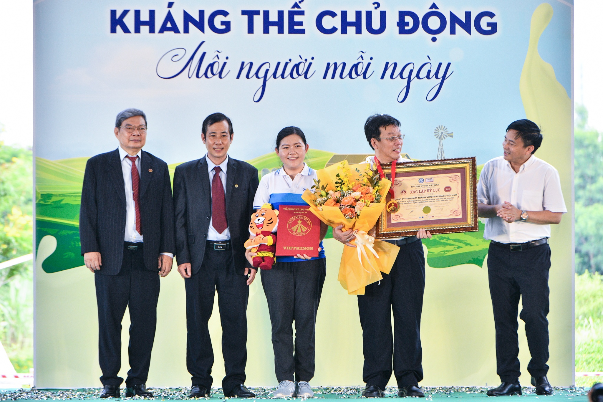 New Image Viet Nam anh 7