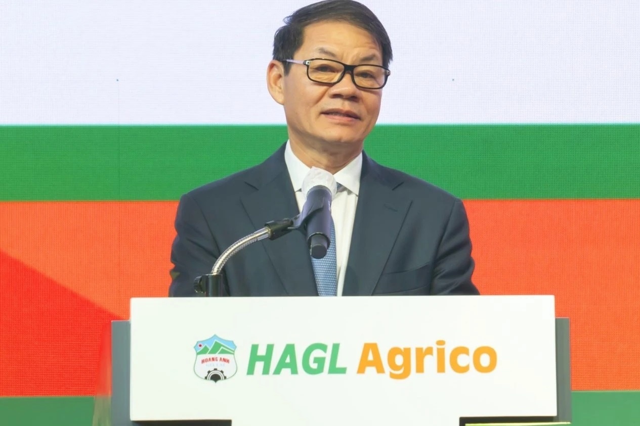 Ong Tran Ba Duong: 'HAGL Agrico chet lam sang, Thaco dang co gang cuu' hinh anh