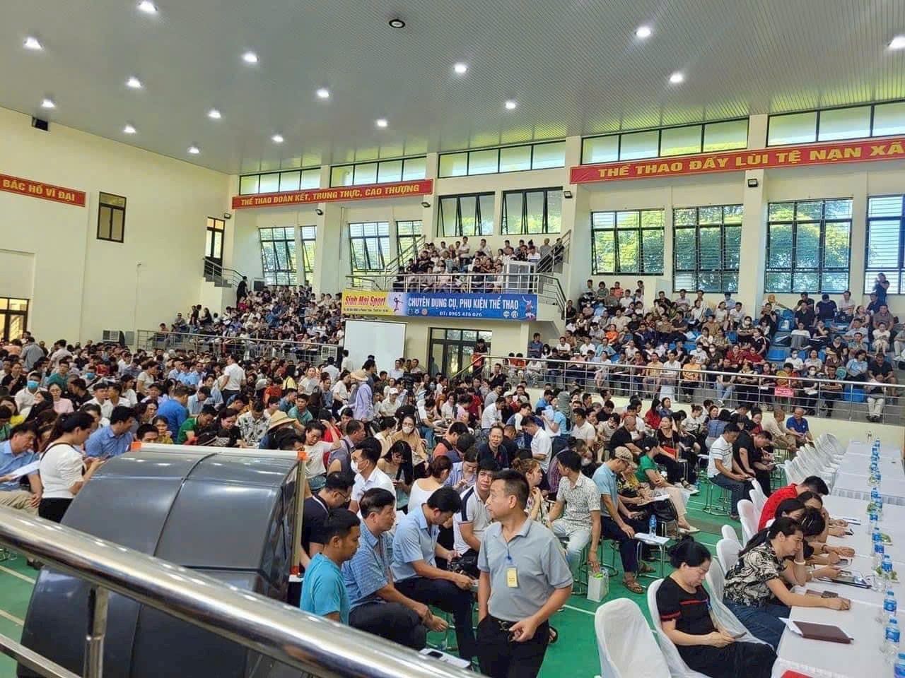 Dau gia dat Thanh Oai (Ha Noi) vuot 100 trieu dong/m2 hinh anh