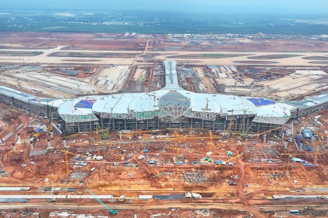 San bay Long Thanh khong the 've dich' mot minh hinh anh