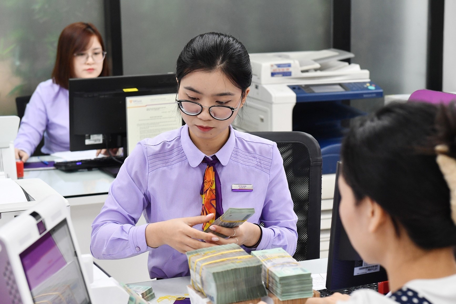 Ngan hang Nha nuoc nghien cuu lo trinh bo room tin dung hinh anh