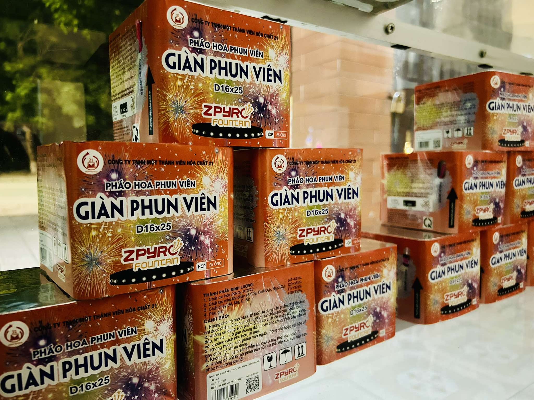 Loan gia phao hoa Tet, dan buon ban chenh ca tram nghin dong hinh anh