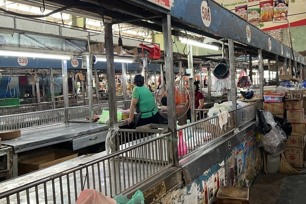 Ly do tieu thuong dong loat 'treo' can, dong sap thit lon hinh anh