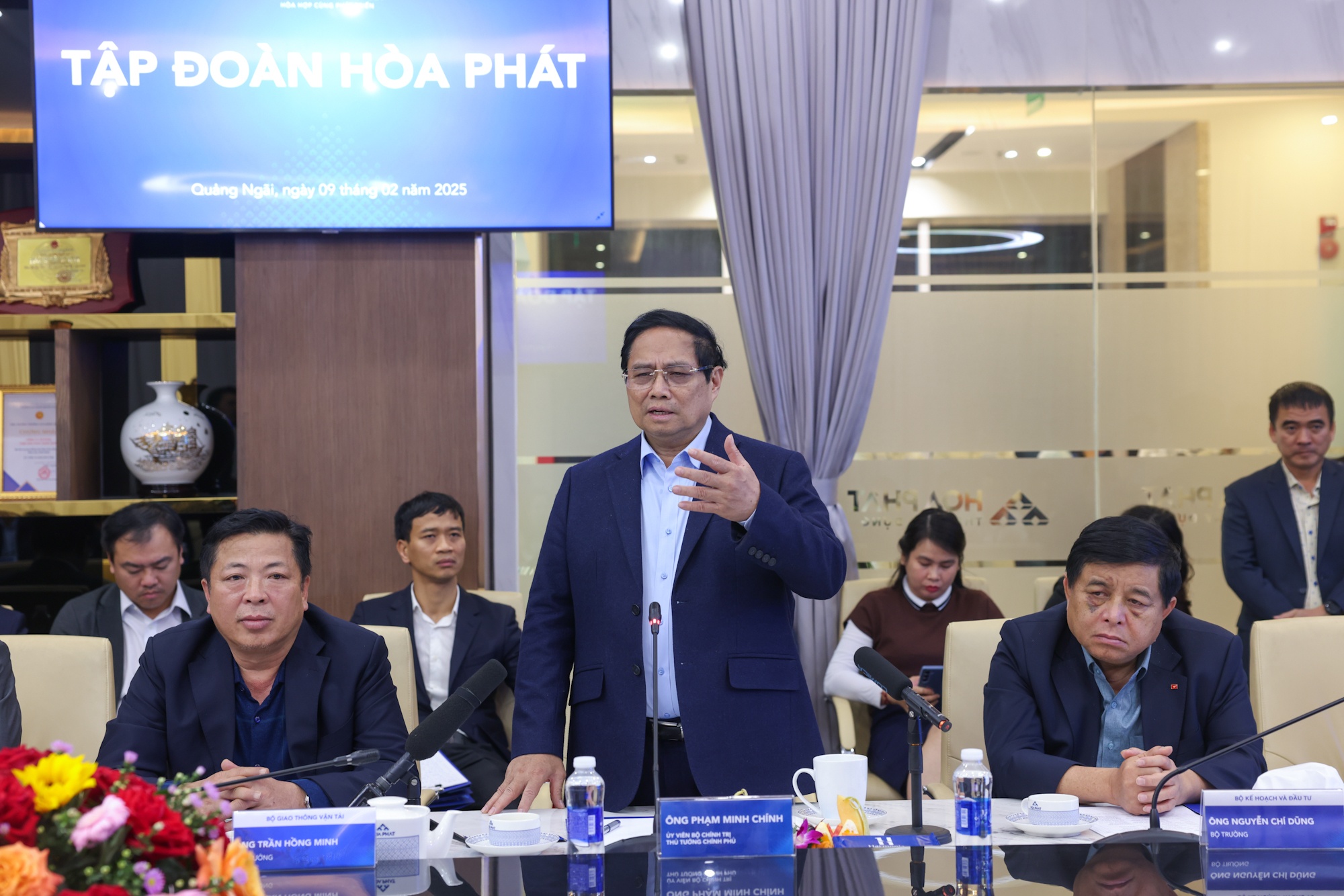 thu tuong,  thep cho duong sat,  thep hoa phat anh 1
