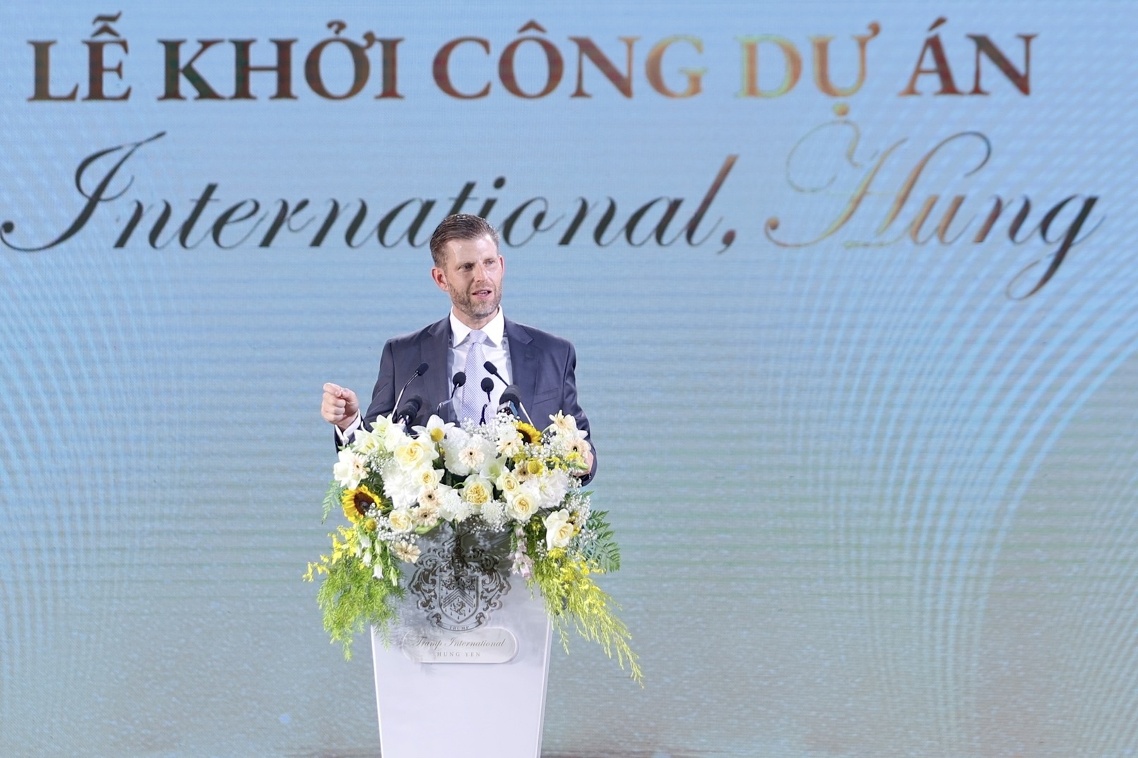 Tap doan Trump khoi cong du an 1,5 ty USD o Hung Yen hinh anh