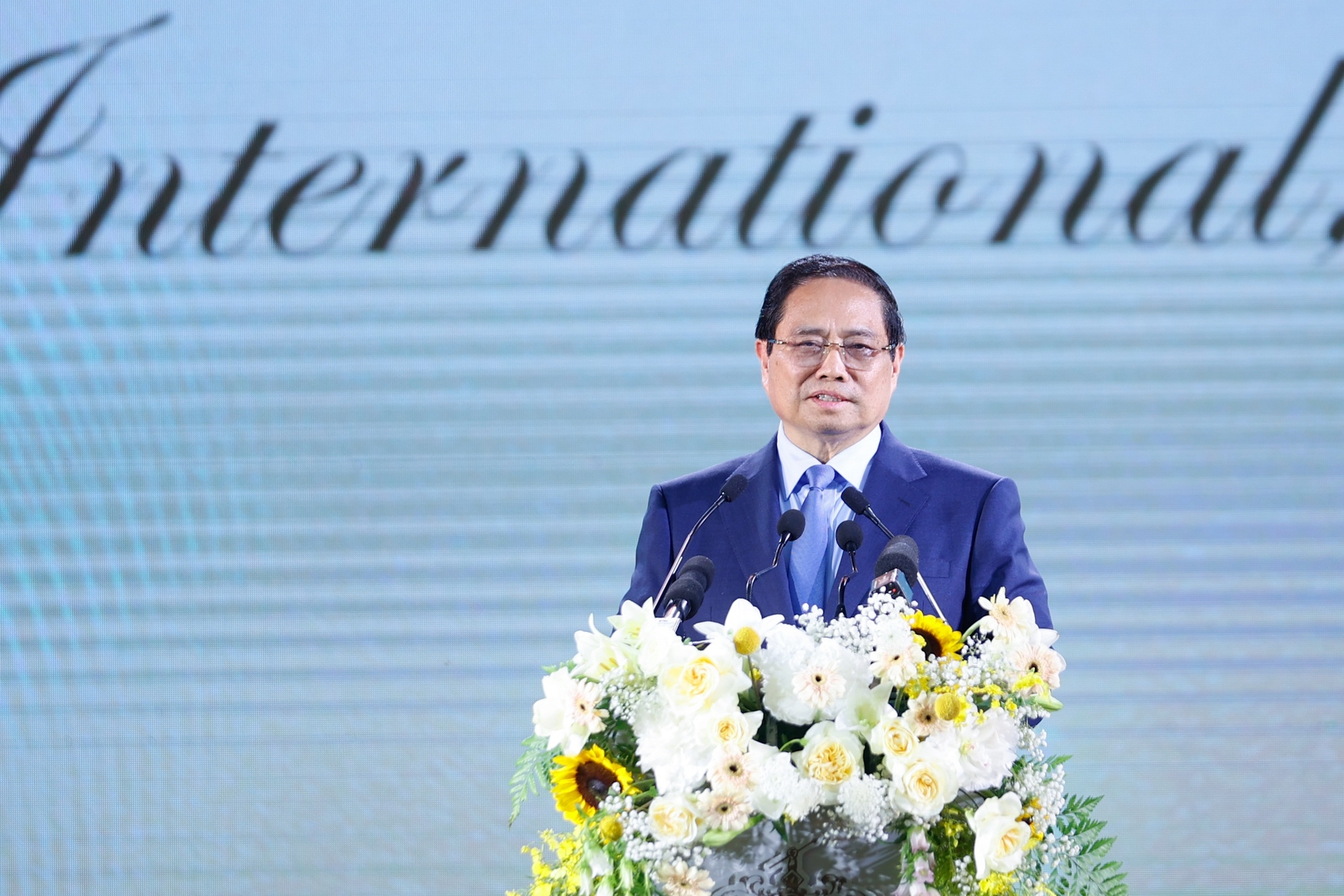 Trump International,  Trump hung yen,  bds hung yen anh 2