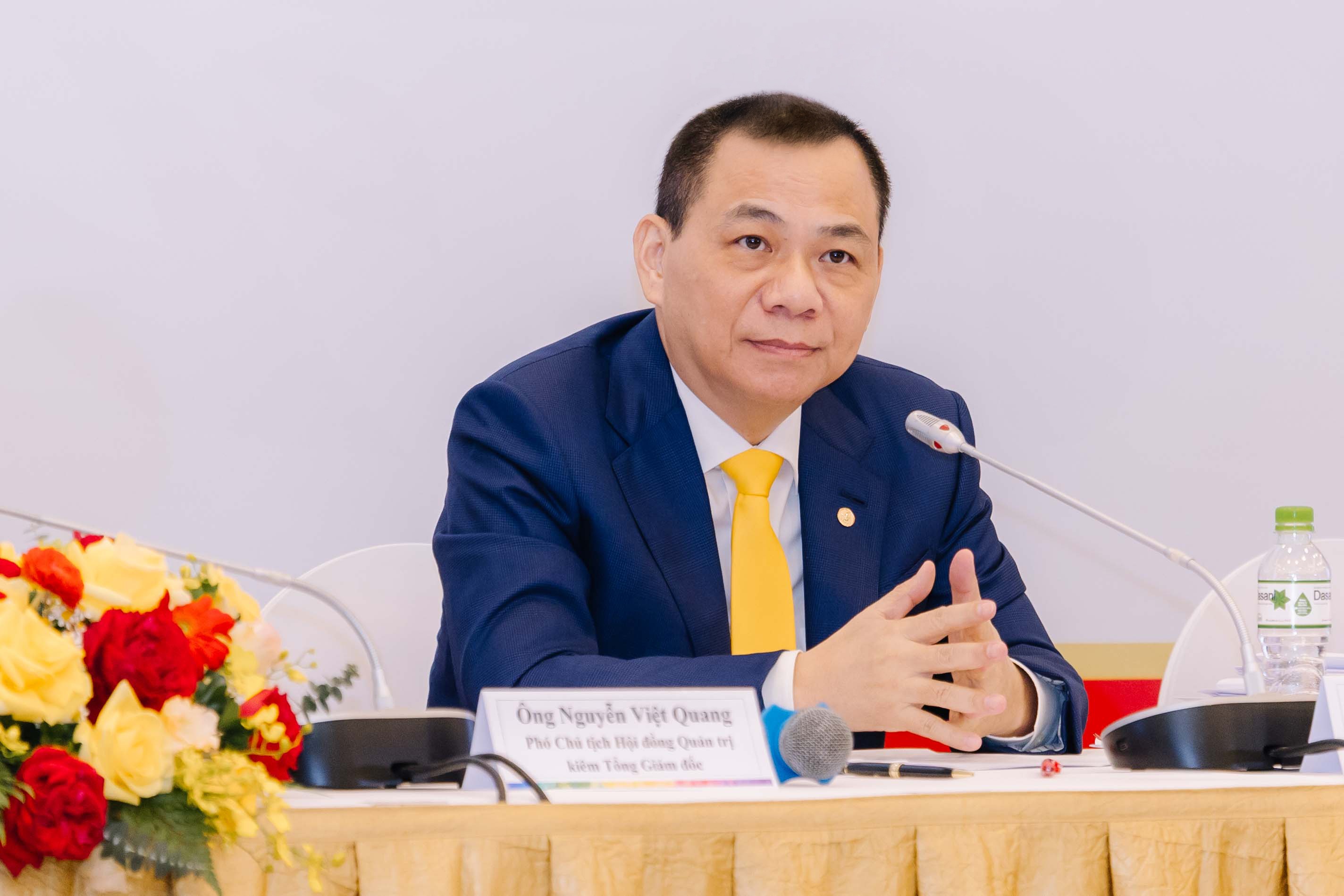 Ong Pham Nhat Vuong: Lam nha may LNG cung ung du dien cho mien Bac hinh anh