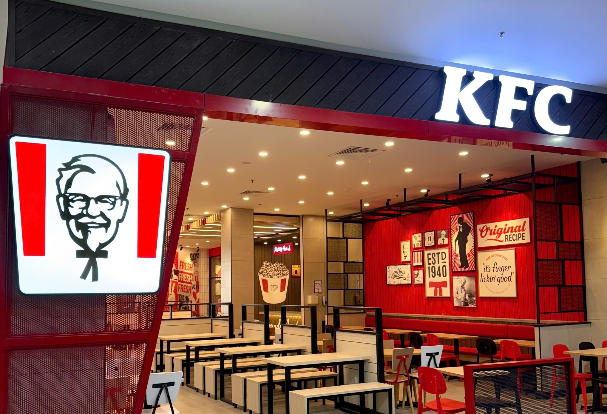 KFC, Jolibee bi mao danh hinh anh