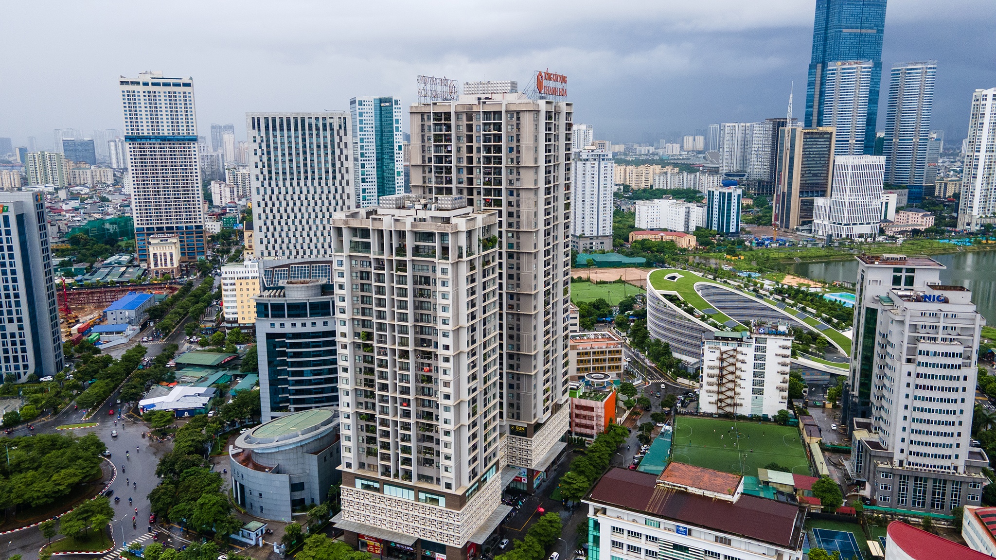 Gia chung cu Ha Noi kho giam hinh anh