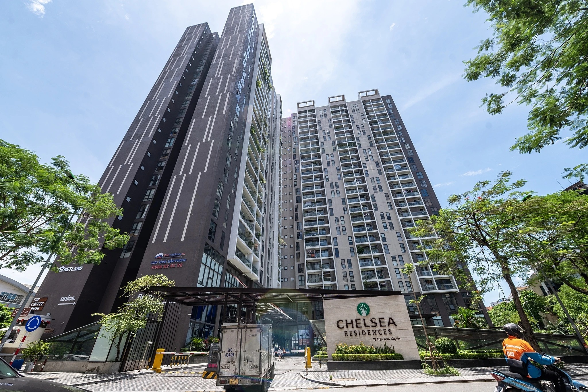 Chung cu cu gia 100 trieu dong/m2: Vi sao ngay cang nhieu? hinh anh