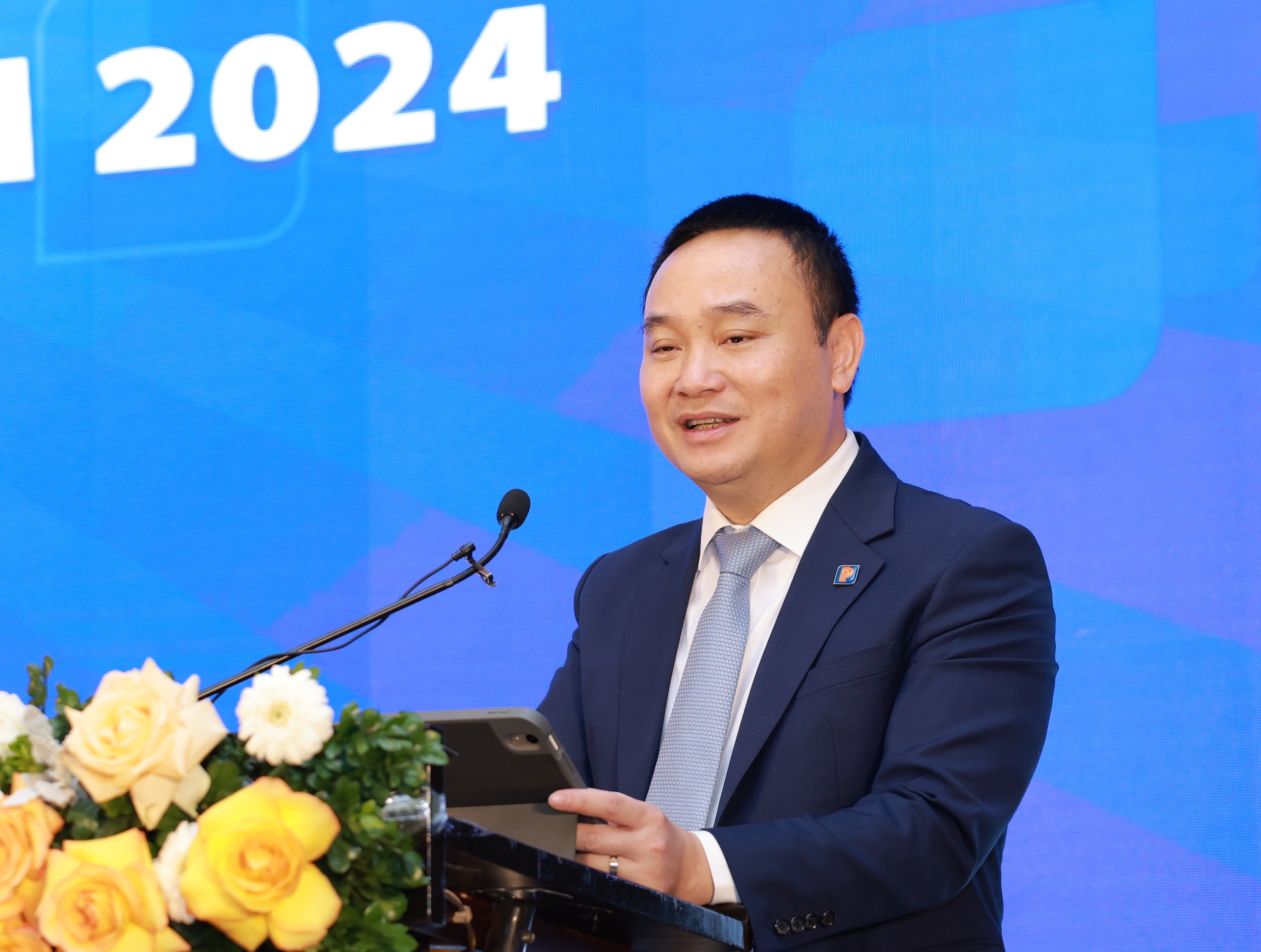 Cuu Tong giam doc bao hiem PJICO vua bi khoi to la ai? hinh anh