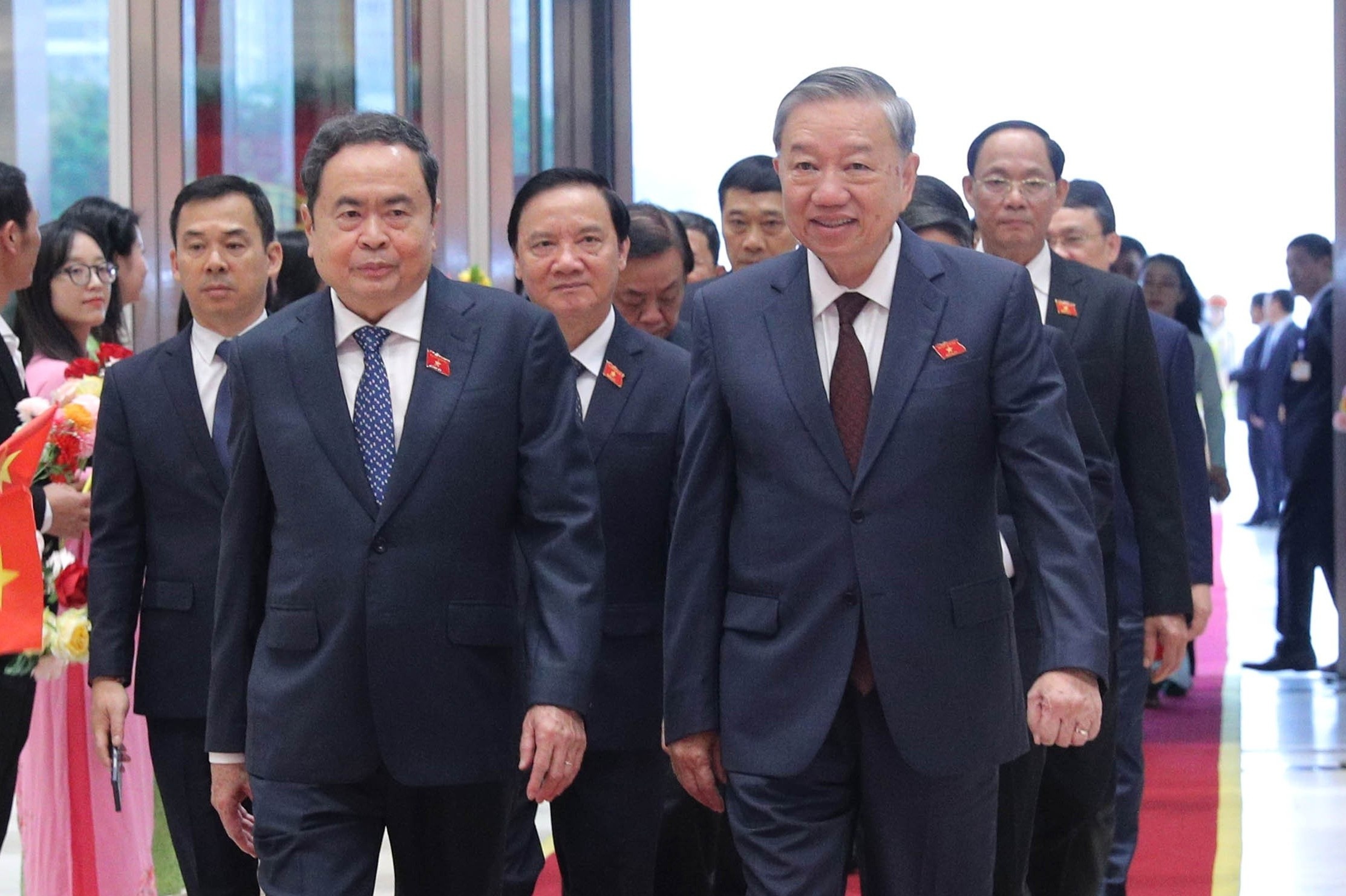 Tong Bi thu To Lam gap mat gan 2.000 dai bieu Quoc hoi qua cac thoi ky hinh anh