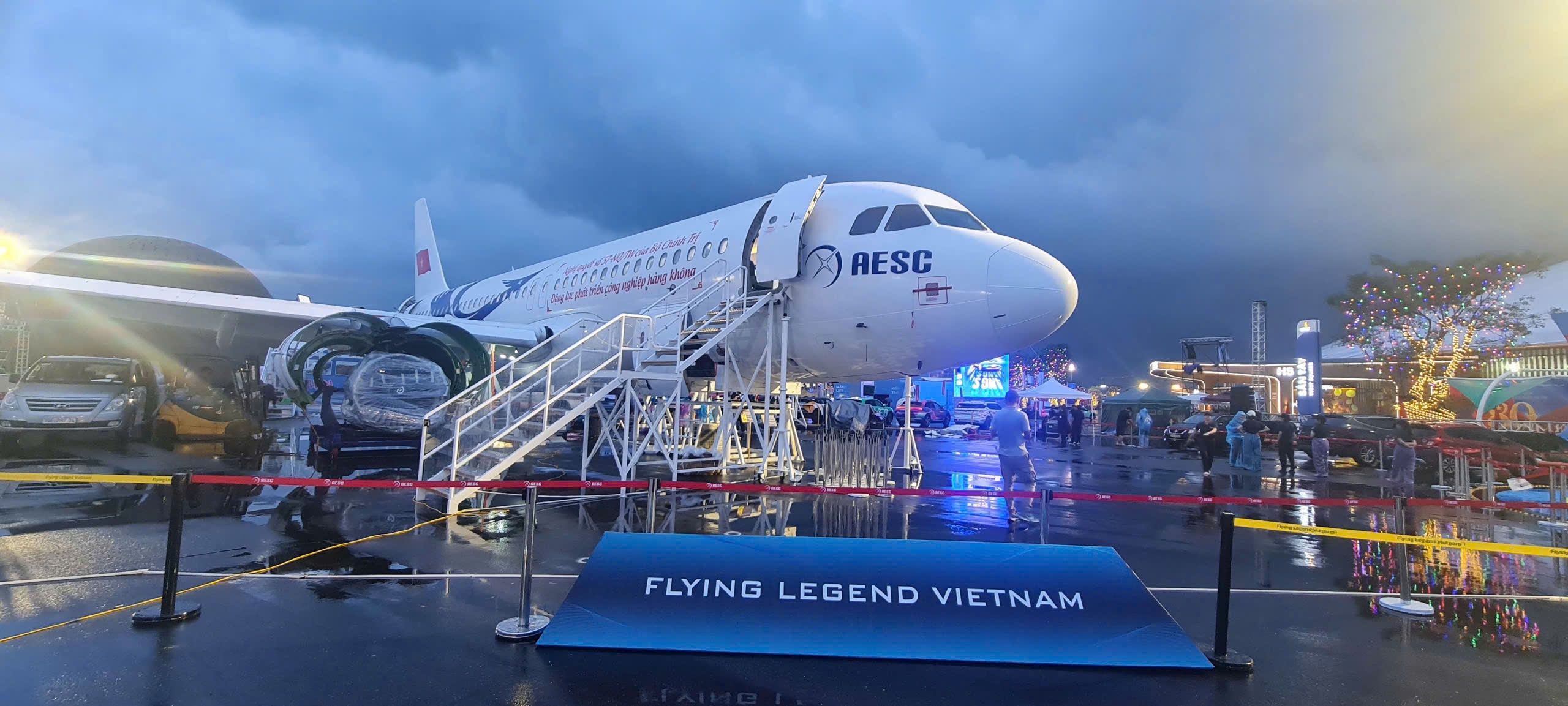 4 chiec may bay that xuat hien tai Trien lam 80 nam thanh tuu dat nuoc hinh anh