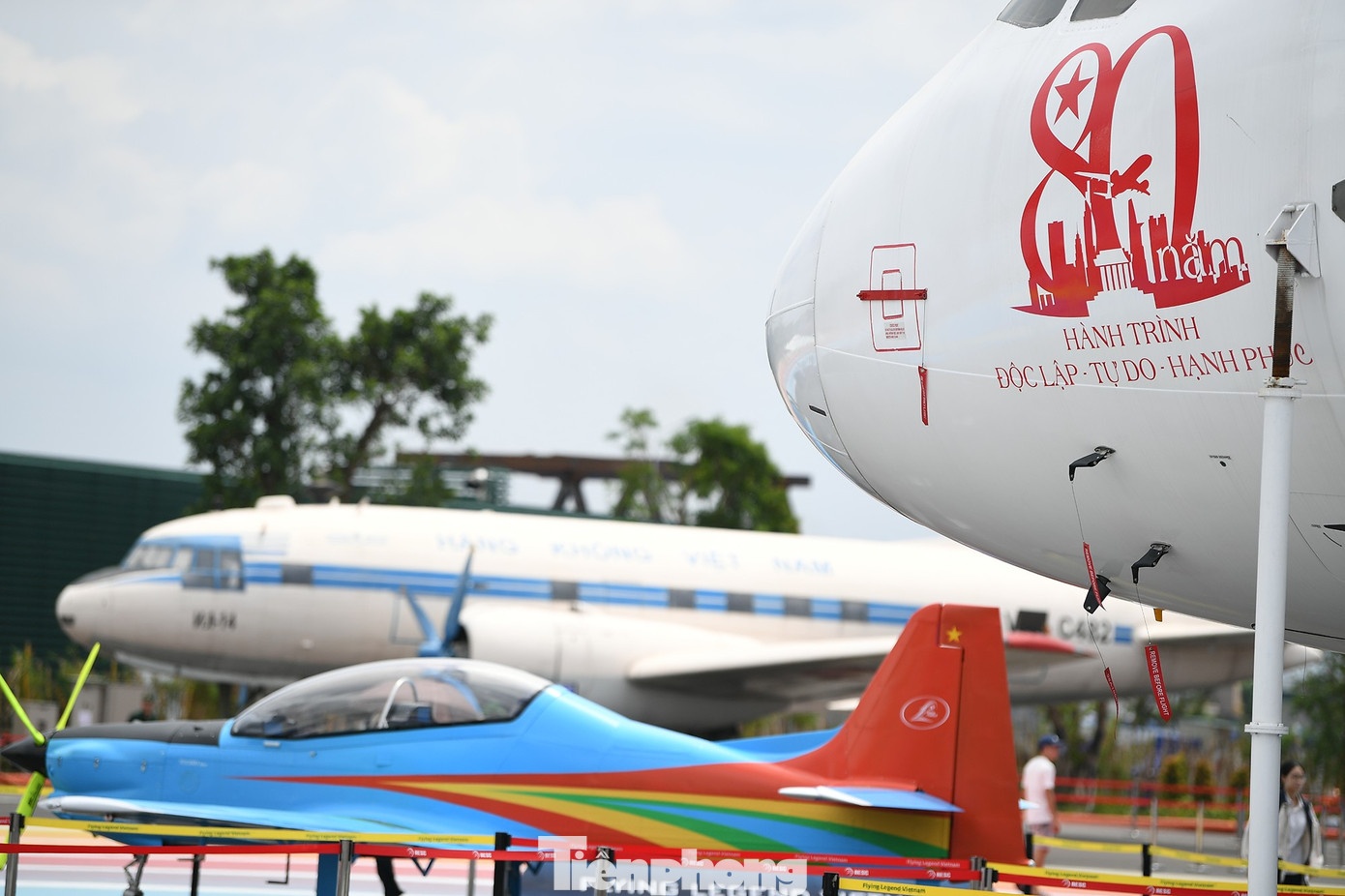 may bay trien lam,  trien lam 80 nam,  Airbus 320 anh 21