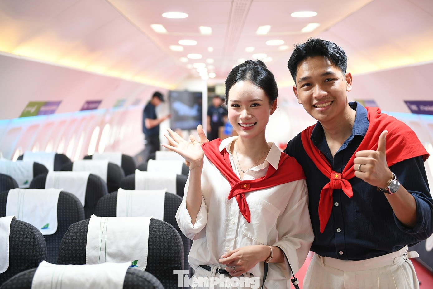 may bay trien lam,  trien lam 80 nam,  Airbus 320 anh 13