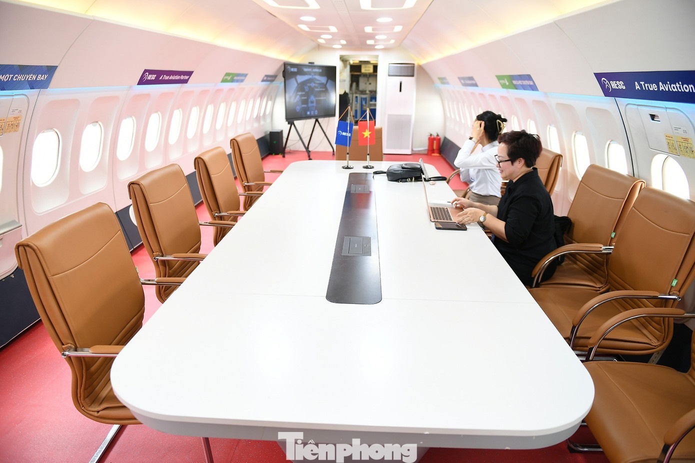 may bay trien lam,  trien lam 80 nam,  Airbus 320 anh 15