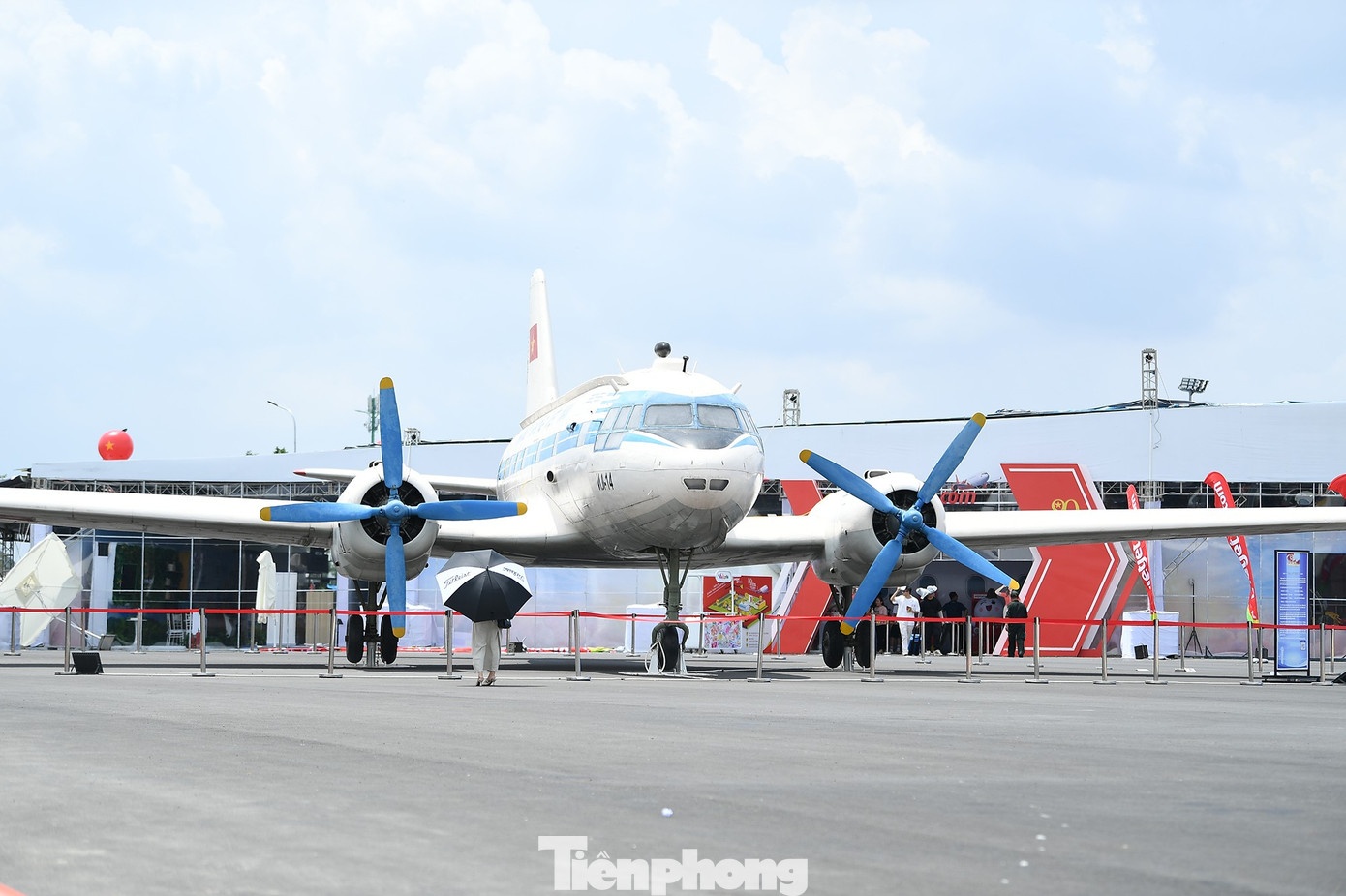 may bay trien lam,  trien lam 80 nam,  Airbus 320 anh 4