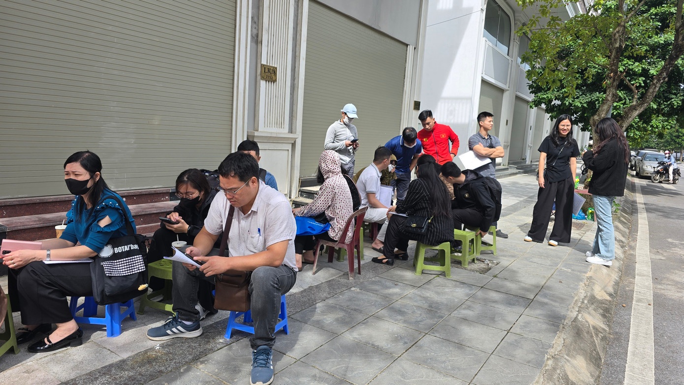 mua nha dong anh,  xep hang mua noxh,  mua noxh dong anh anh 3