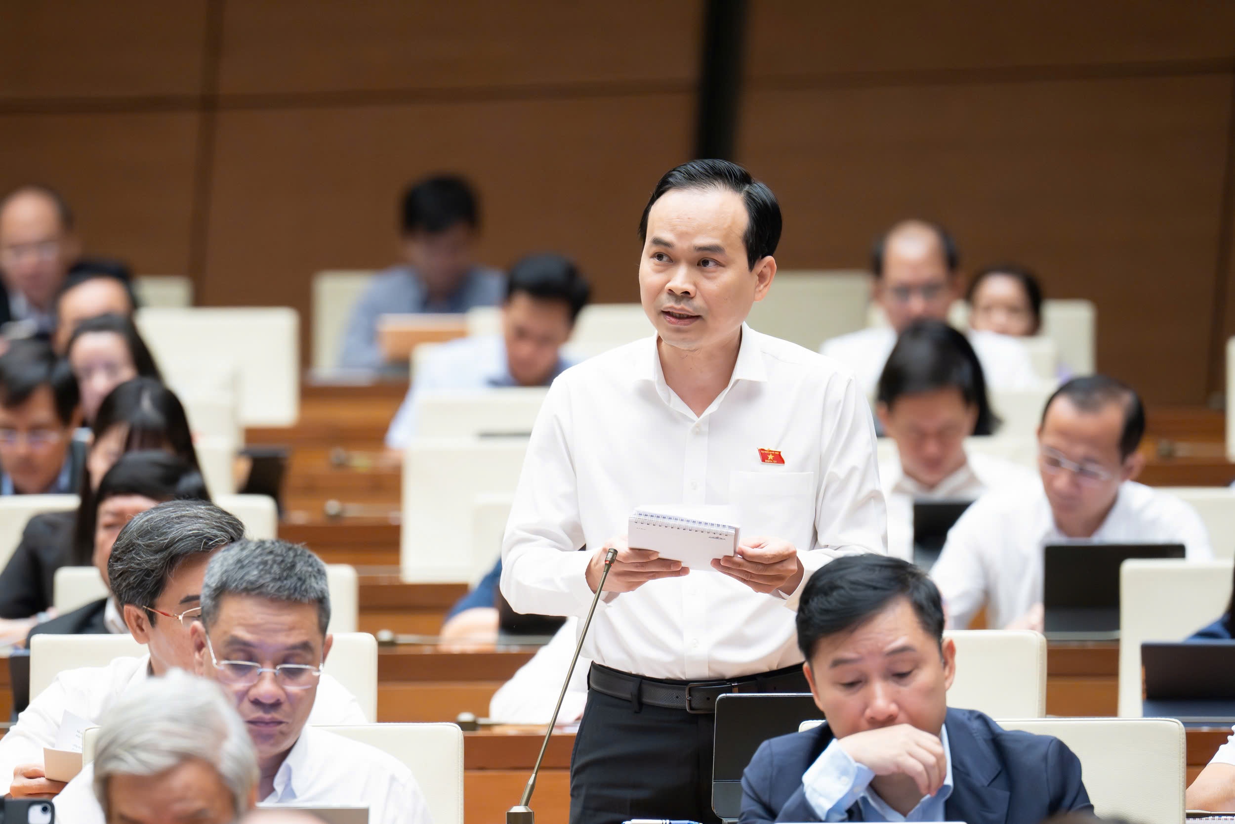 quoc hoi sang nay,  thao luan quoc hoi,  chuoi cung ung fdi anh 2