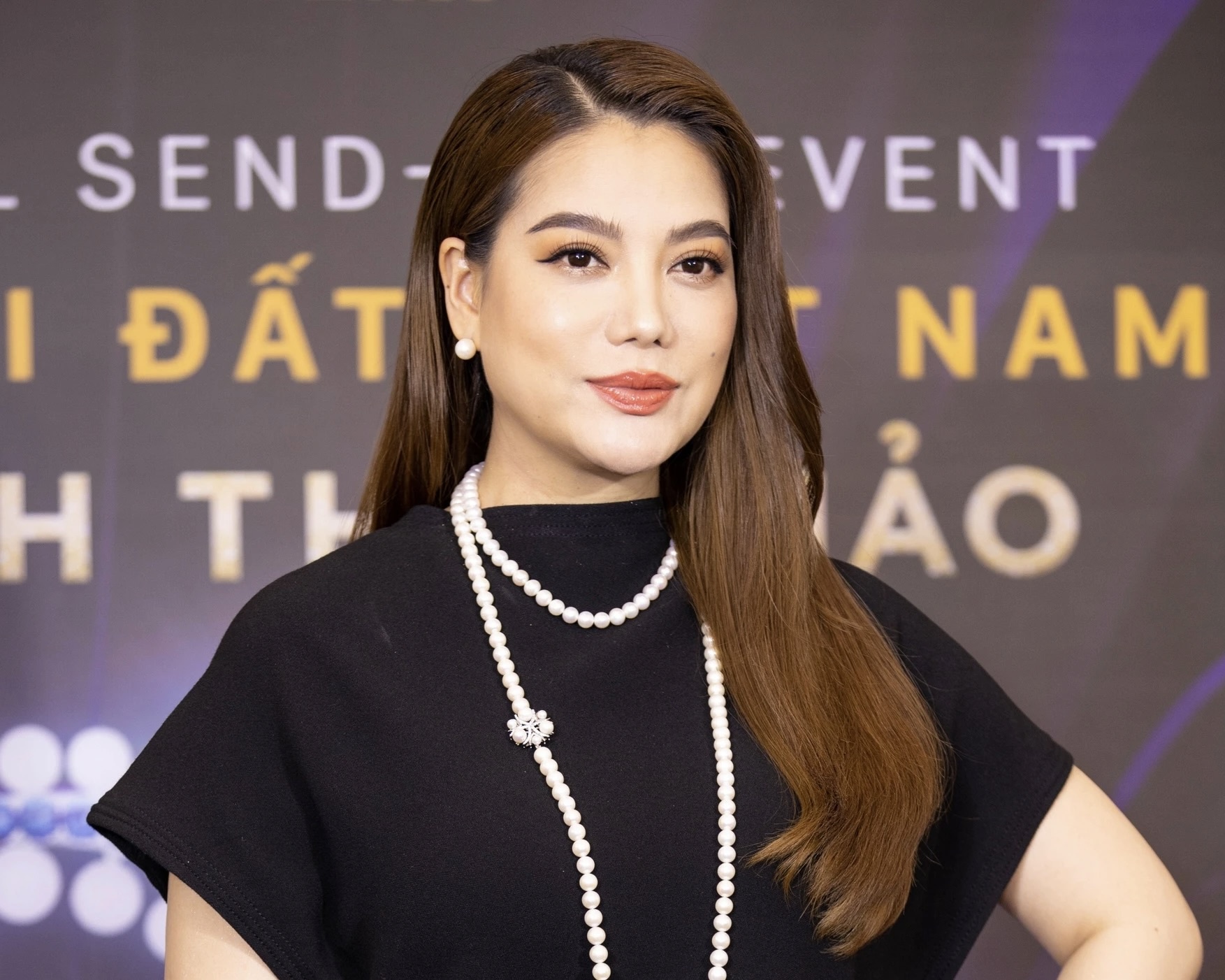 Dien vien Truong Ngoc Anh tung dieu hanh loat doanh nghiep tram ty hinh anh