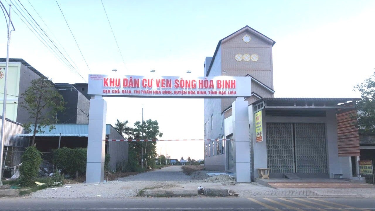 hoa binh ca mau,  quan ly dat dai,  thu tuc ban dat anh 1