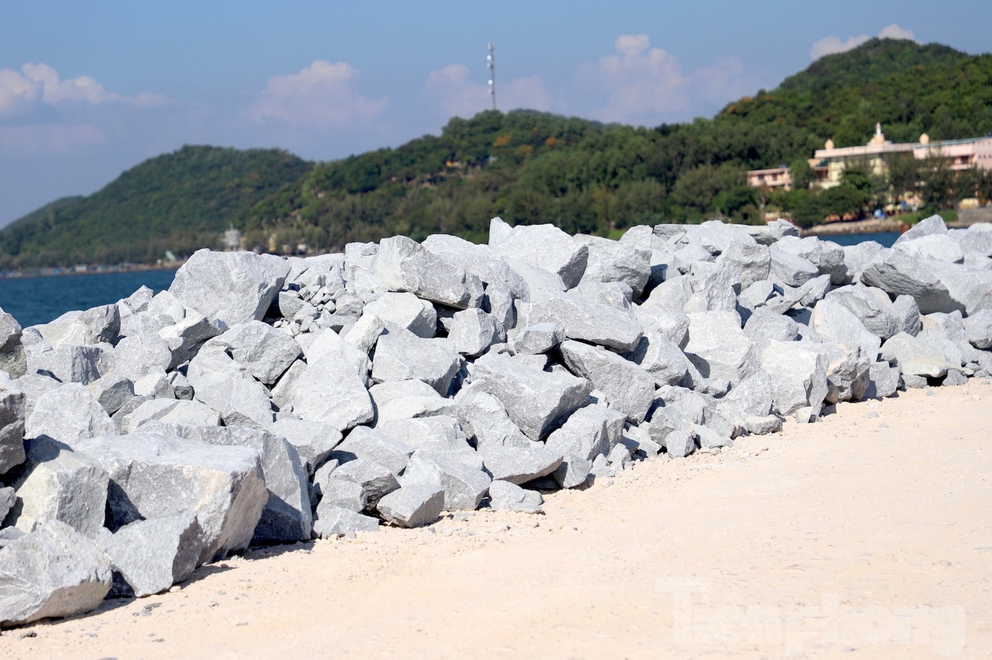 cang bien Ha Tien anh 8