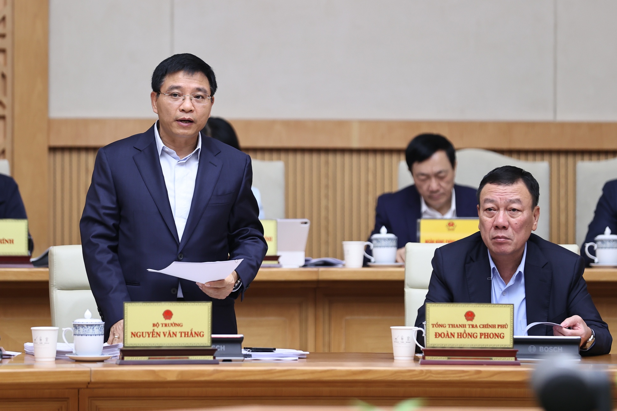 Thien tai lam giam 0,1% tang truong GDP quy IV hinh anh