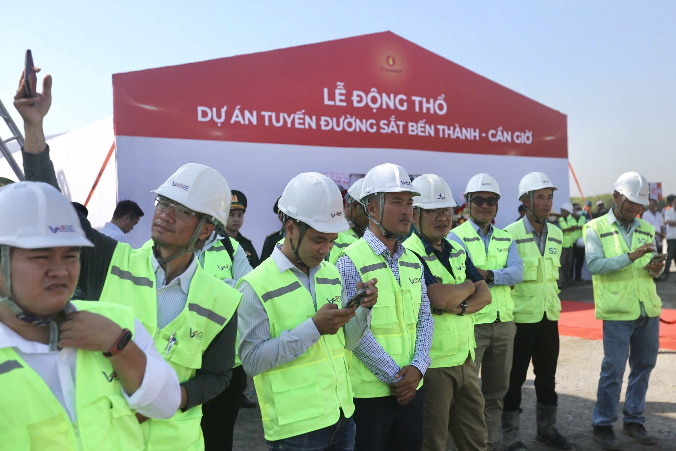 VinSpeed mo dot tuyen dung quy mo lon hinh anh