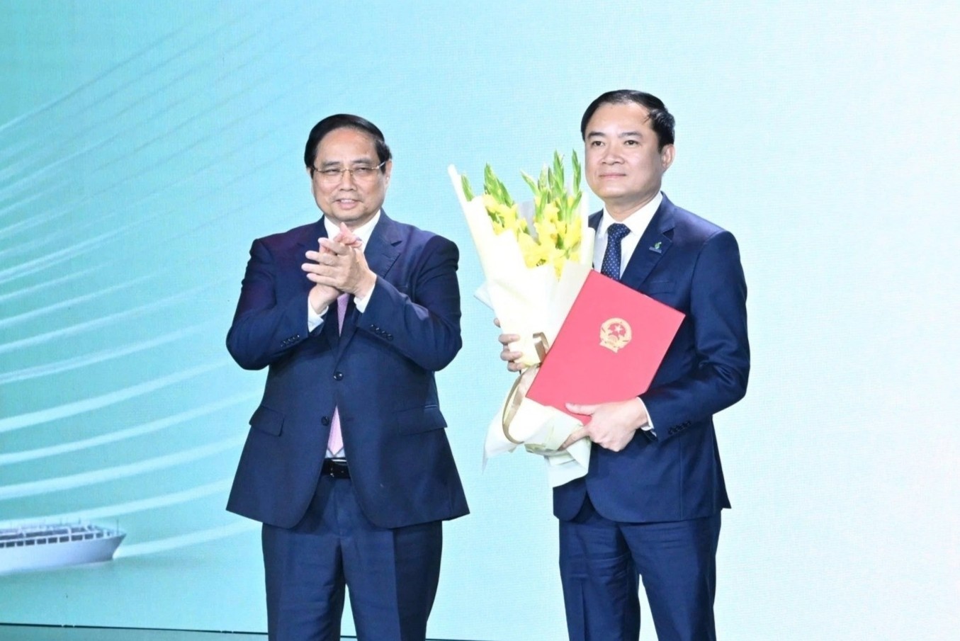 PVN co tan chu tich hinh anh