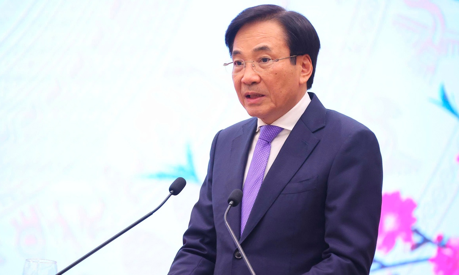 san giao dich vang anh 1