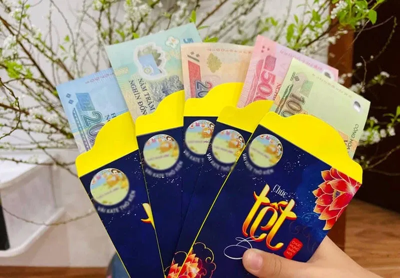 Nhan li xi Tet co phai dong thue thu nhap ca nhan? hinh anh