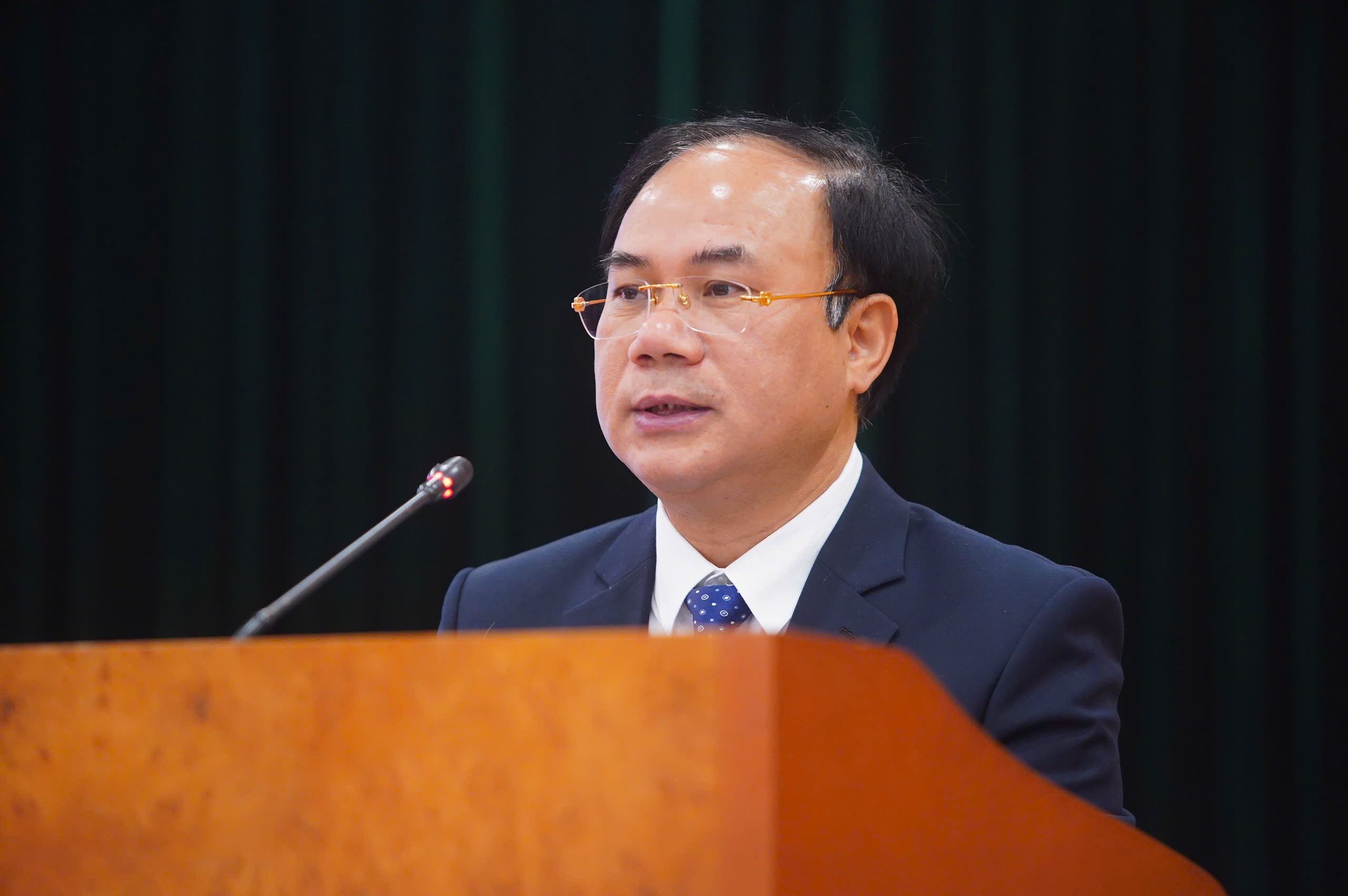 Nha o xa hoi sap duoc giam mot nua thoi gian lam thu tuc hinh anh