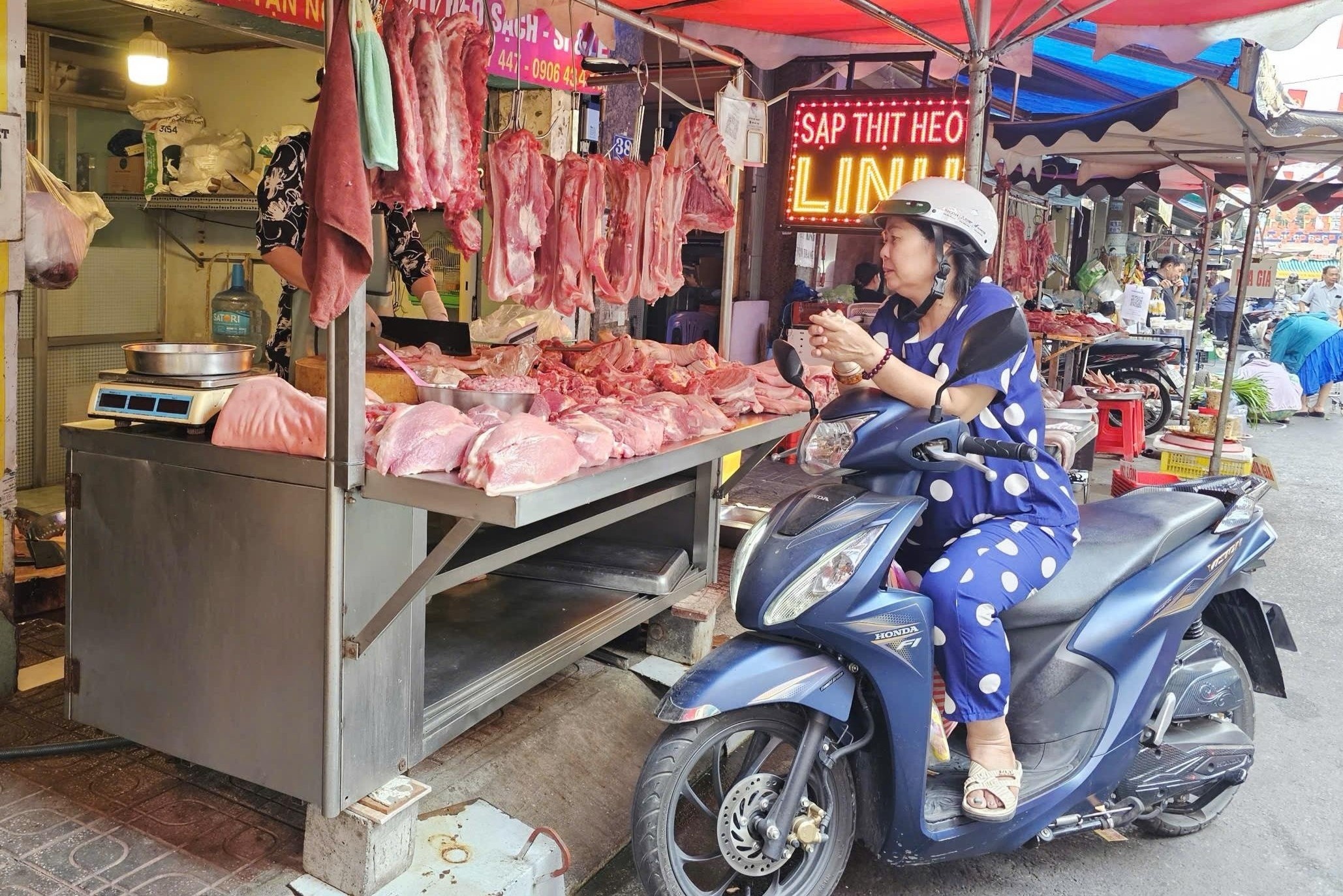 Gia thit, ca cho nhich tang hinh anh