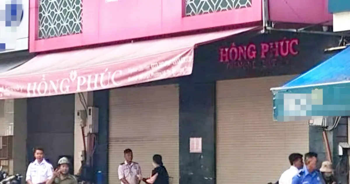 Nhiều người 'đứng ngồi không yên' vì tiệm vàng bất ngờ đóng cửa