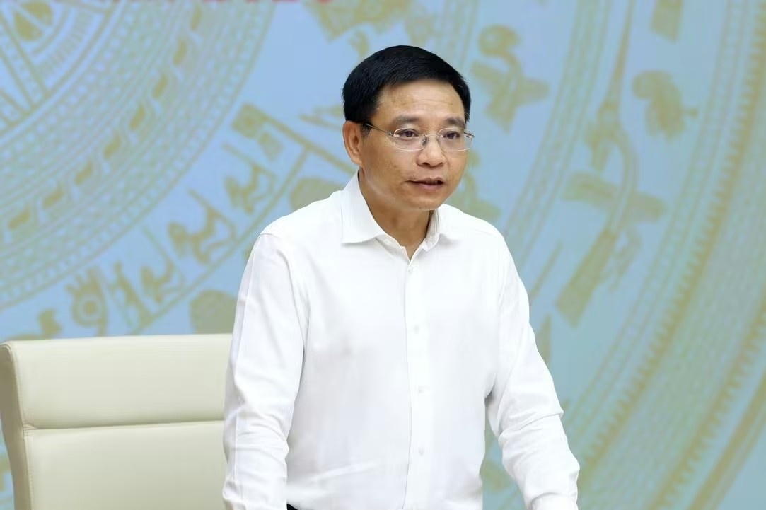 Phó thủ tướng yêu cầu Thuế và Hải quan: Không đẩy doanh nghiệp đi vòng