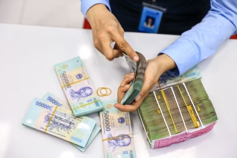 Tín dụng tăng nhanh, ngân hàng đối mặt áp lực nguồn vốn