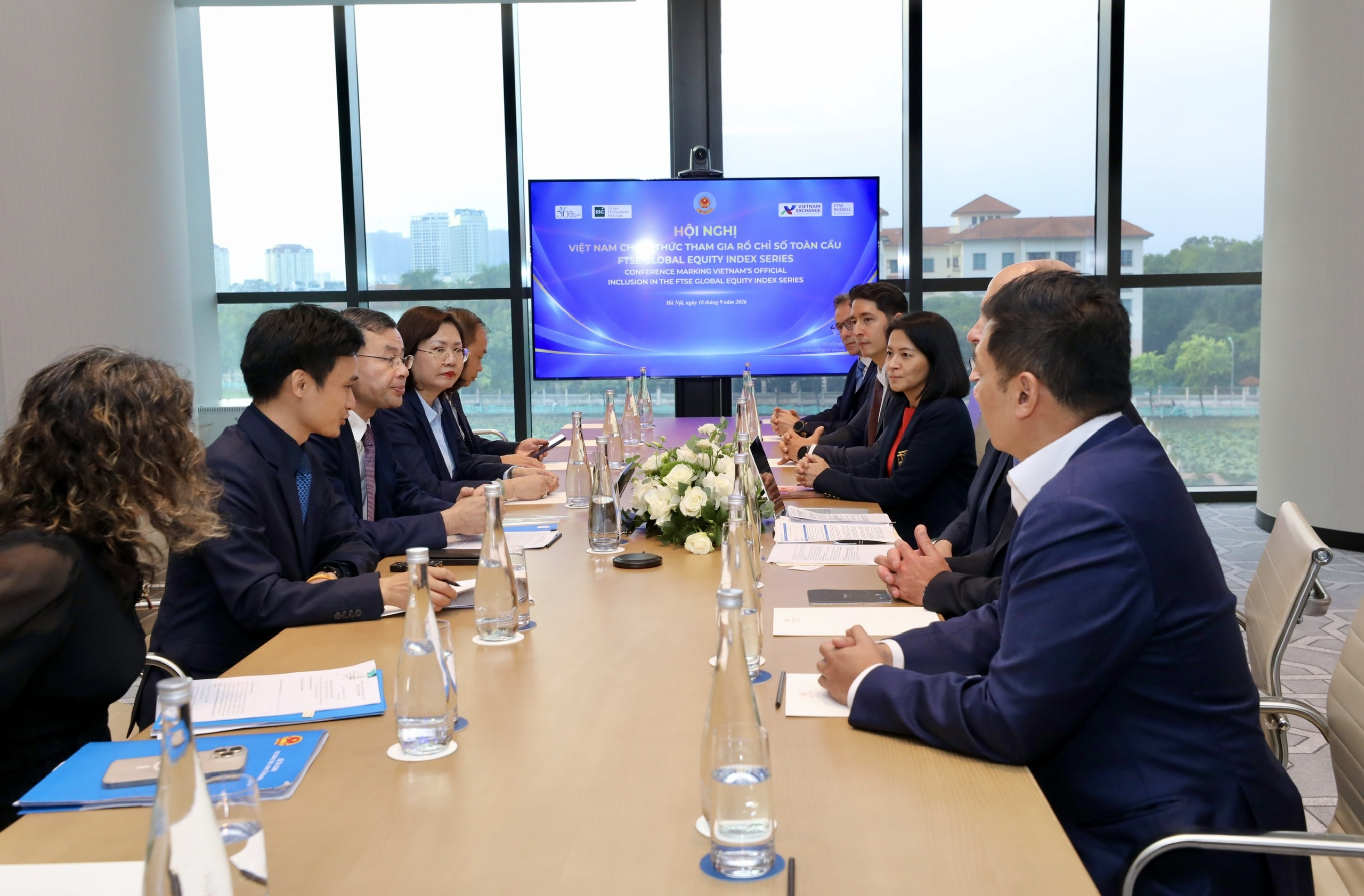 Việt Nam và FTSE Russell bàn hợp tác sâu sau nâng hạng thị trường
