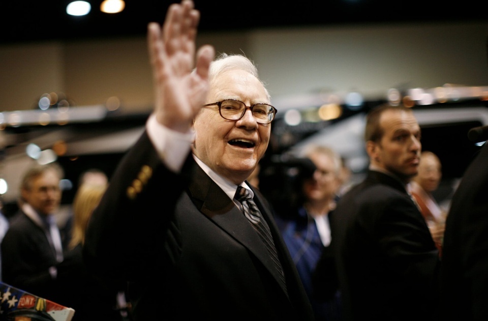 Tỷ phú Warren Buffett rời ghế Chủ tịch Berkshire Hathaway