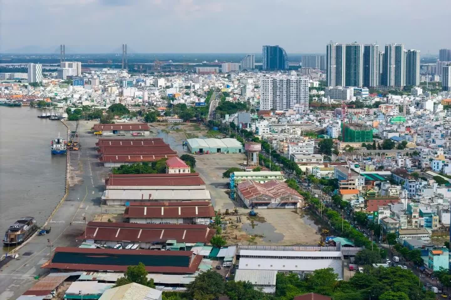 Tạm bàn giao mặt bằng làm công viên Bến Nhà Rồng - Khánh Hội
