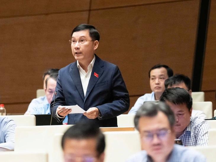 Đại biểu: 'Người dân giữ khoảng 500 tấn vàng, xấp xỉ 12% GDP'