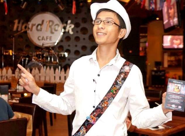 Cu nhan ngan hang IELTS 7.0 di ban banh mi hinh anh