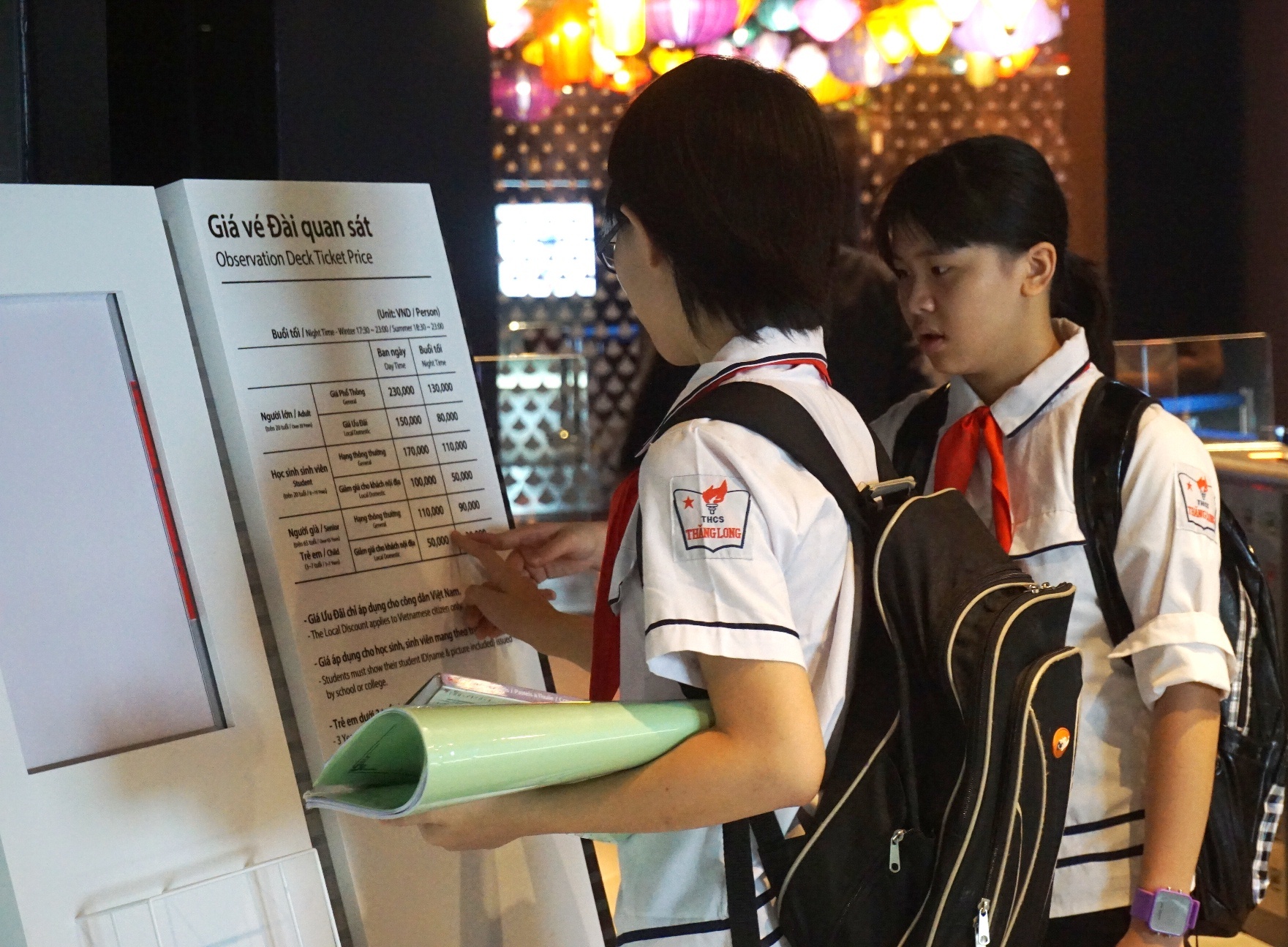 Toa nha cao thu 2 VN cung bat chet khach nuoc ngoai hinh anh