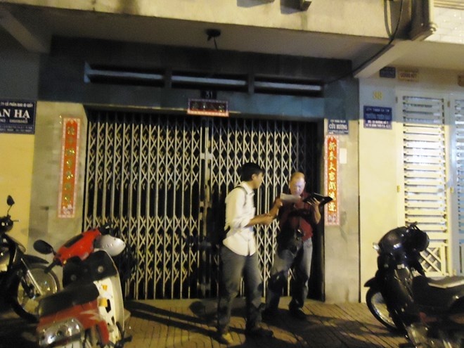 Cong ty nhap dau an ban dong chat cua khi doan kiem tra den hinh anh