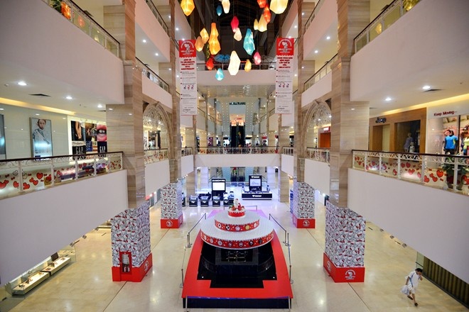 Trung tam thuong mai e am, vi sao nha dau tu van do von? hinh anh